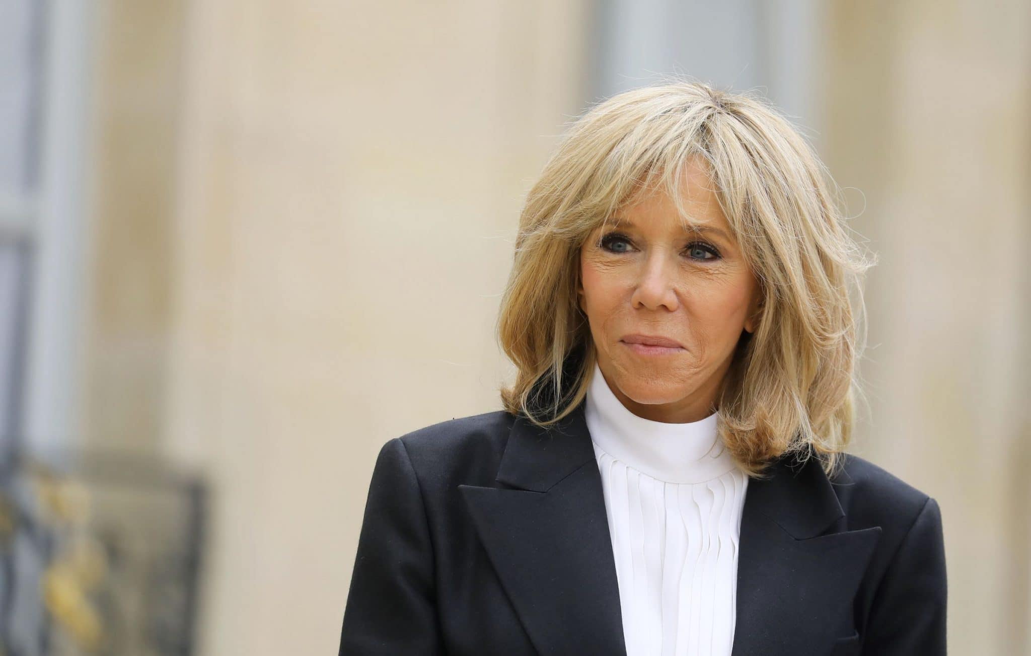 Brigitte Macron en confinement : comment se déroulent ses journées ?