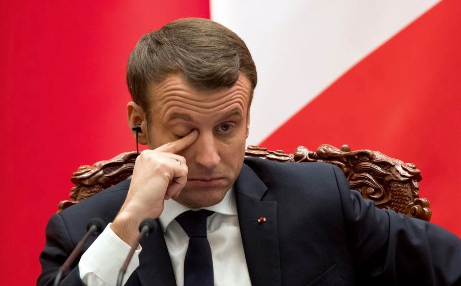 Emmanuel Macron épuisé