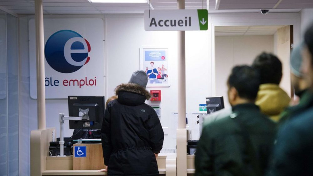 La réforme du chômage n'est pas abandonnée mais reportée en septembre