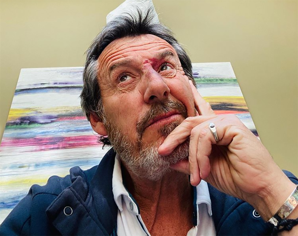 Jean-Luc Reichmann anime les 12 coups de midi et joue dans Léo Mattheï