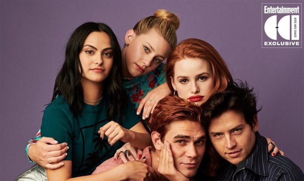 Tout le casting de Riverdale : Lili Reinhart, Cole Sprouse Camila Mendes...