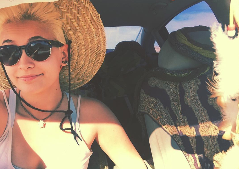 Paris Jackson : en voiture avec Michaek Jackson ?