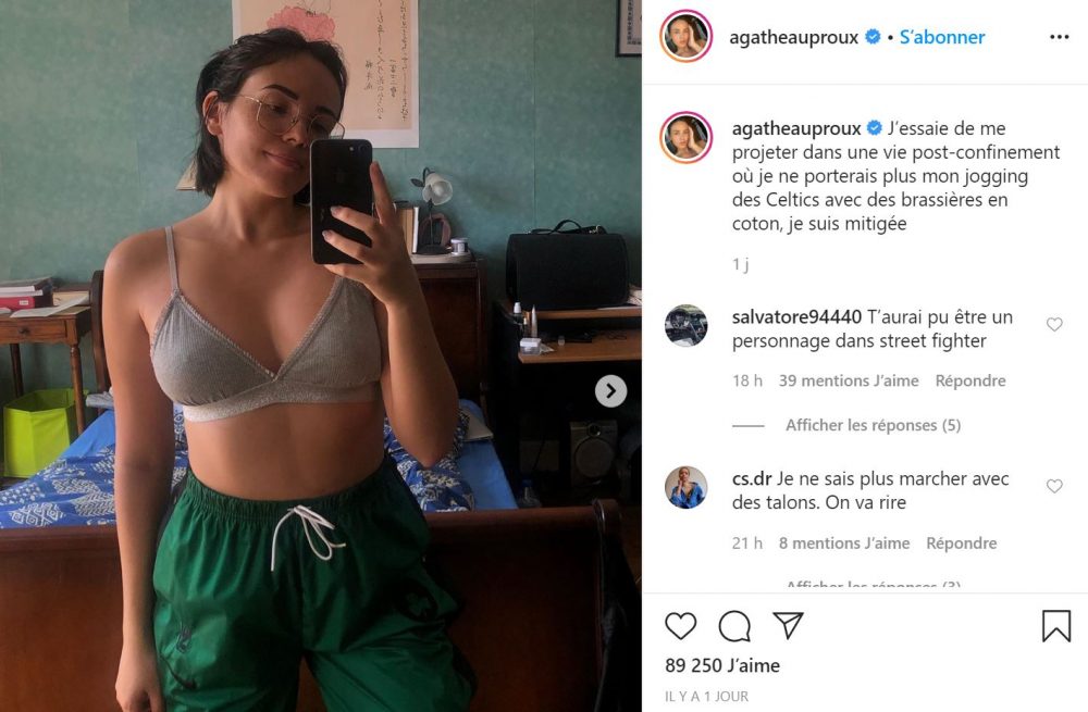 Agathe en brassière sur Instagram