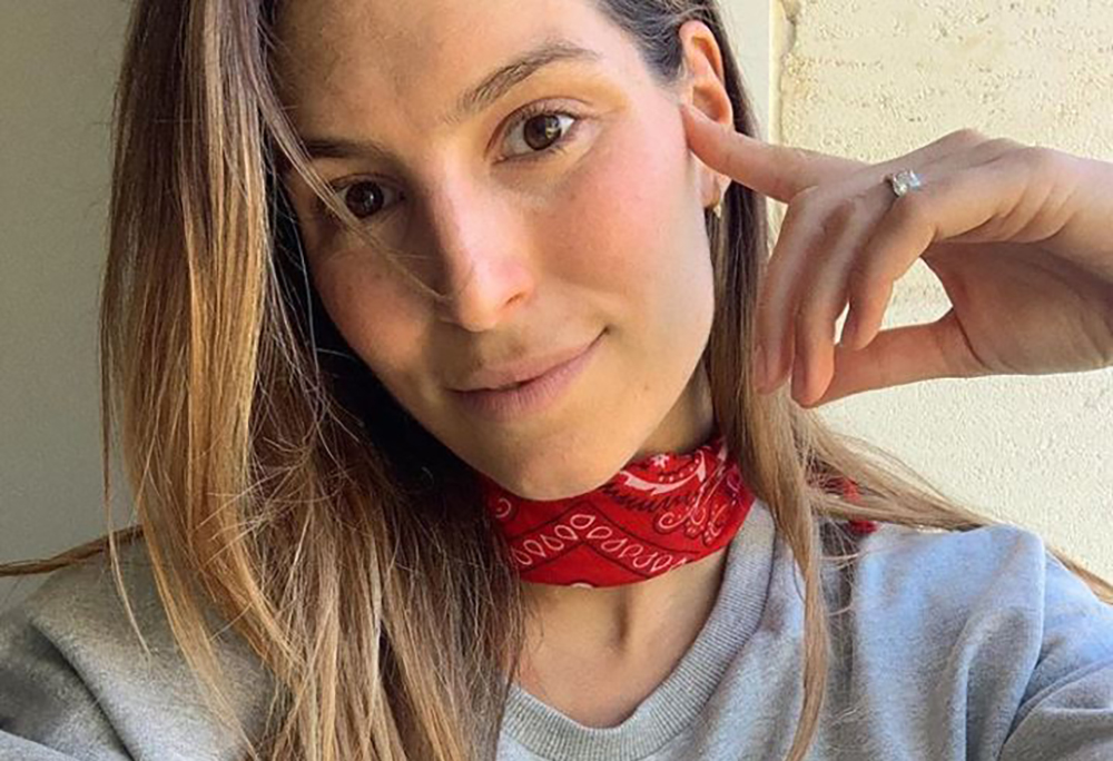 Laury Thilleman se prend en photo sans maquillage sur Instagram