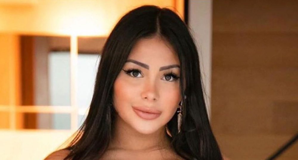 Maeva Ghennam ne se laisse pas faire et menace ses cambrioleurs