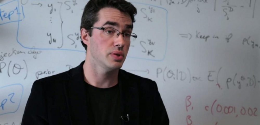 Simon Cauchemez étudie la modélisation mathématique du virus