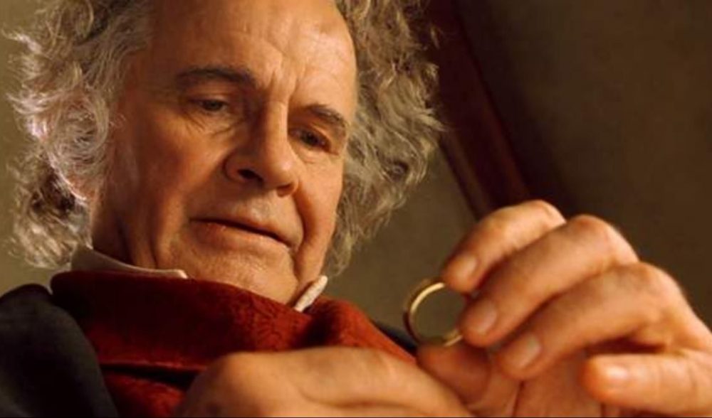 Ian Holm était Bilbon Sacquet