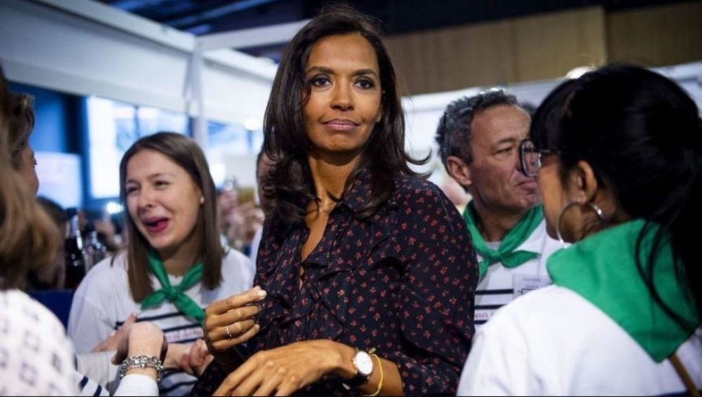 Karine Le Marchand va-t-elle avoir une carrière politique ?