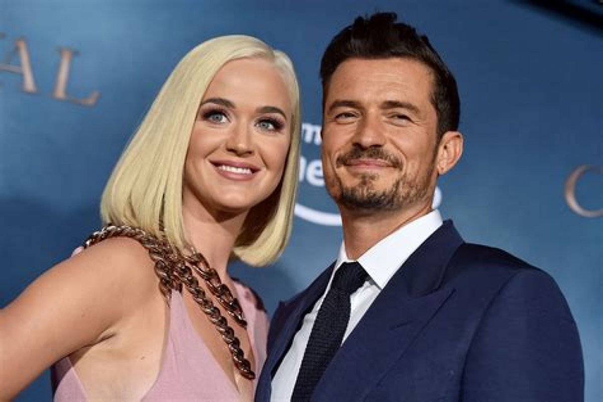 Katty Perry et Orlando Bloom sont parents d’une petite fille ! Ils dévoilent le prénom avec un premier cliché