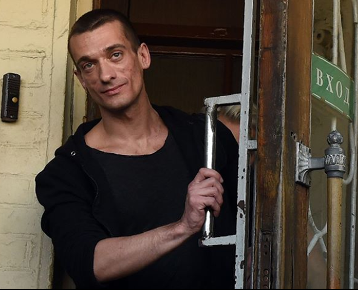 Affaire Benjamin Griveaux : Piotr Pavlensky tente le tout pour le tout pour échapper à une condamnation !