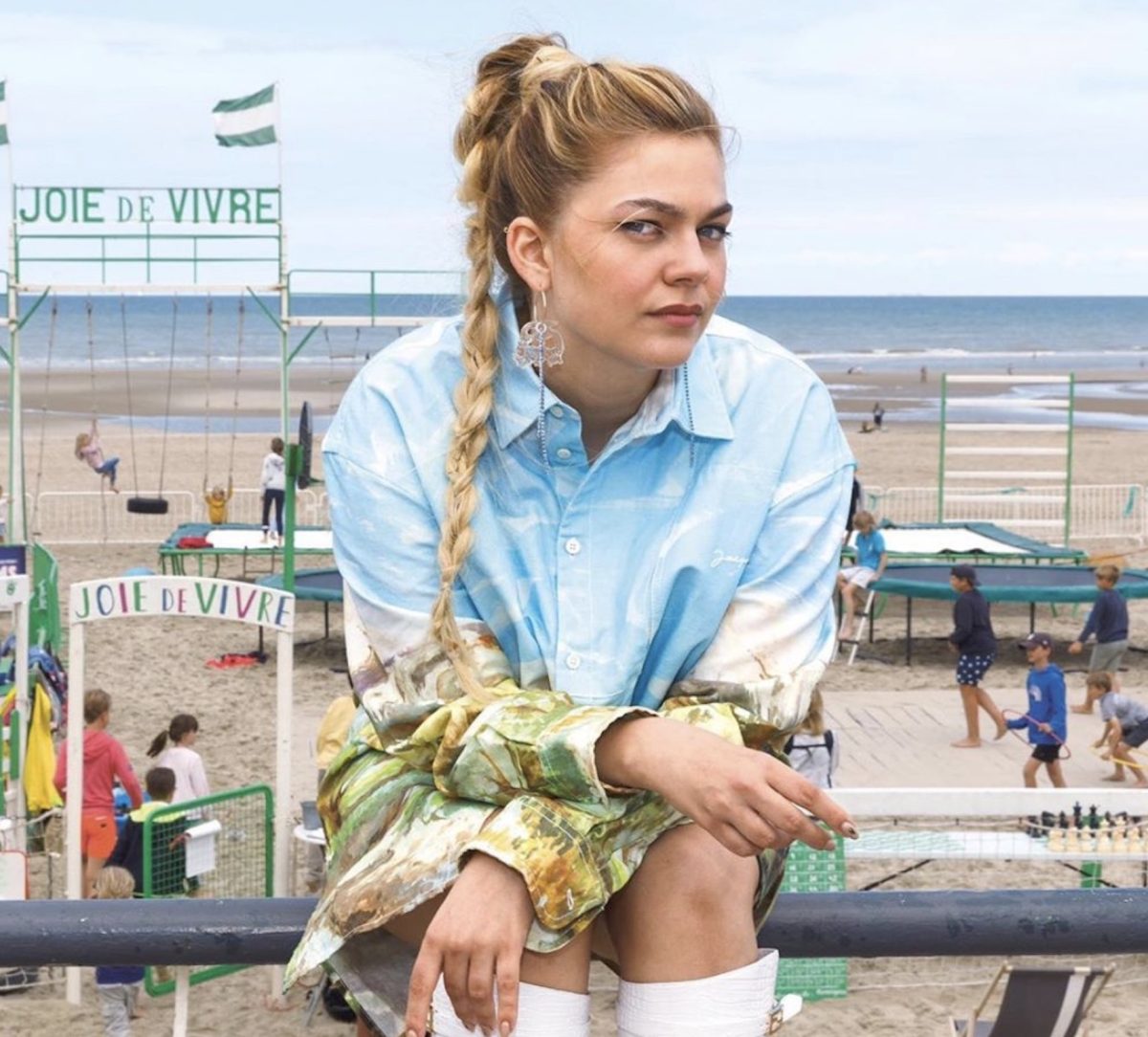 Louane : une drôle de découverte avec son nouvel album ...