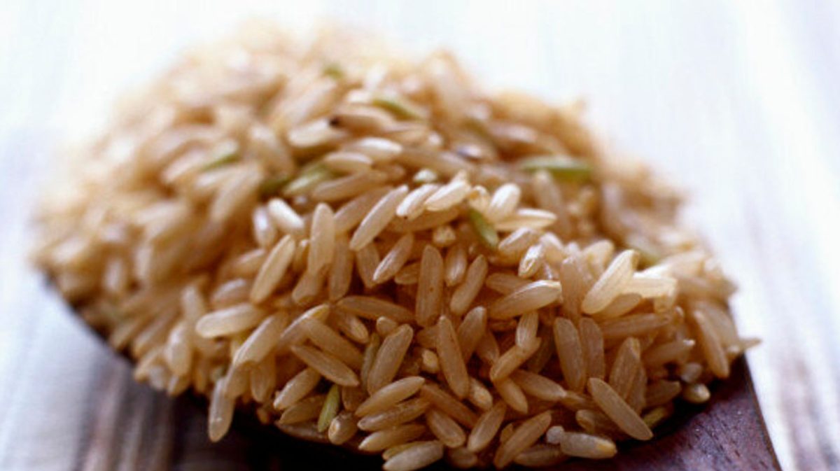 Cuillère de riz brun