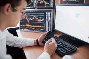 Comment trouver des avis sur une plateforme de trading ?