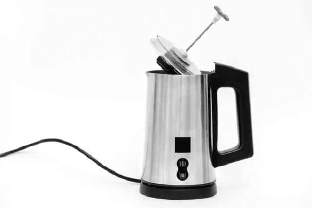mousseur à lait automatique