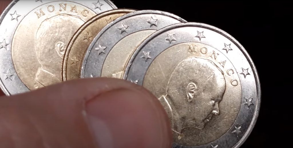 Des pièces de 2 euros d'une grande valeur ! - Source : YouTube