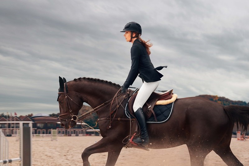 L’ascension spectaculaire des femmes jockeys dans le monde du turf