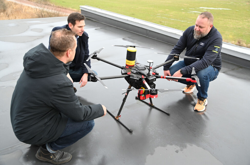 Un défibrillateur livré par drone pour devancer les secours