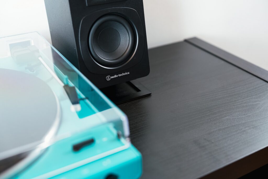 Audio-Technica AT-LP60XBTTL : la platine passe au turquoise